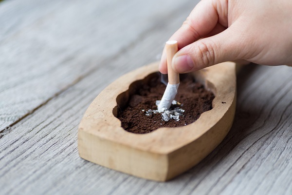 Ϊʲô�и�ҪԶ������� �����̶��и���Σ��